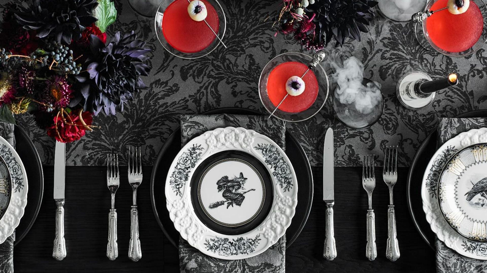 10 Halloween tablescape ideas to copy immediately post thumbnail image